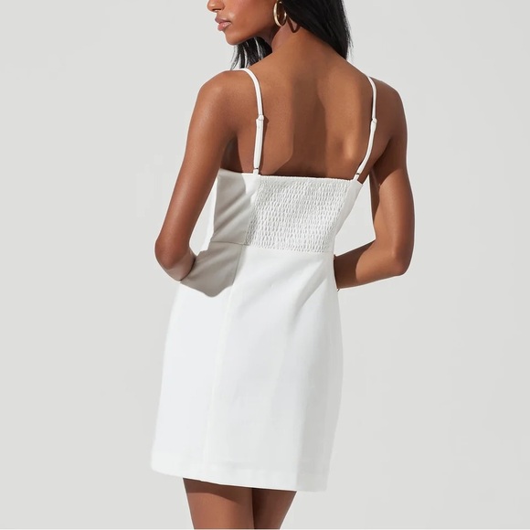 ASTR The Label White mini Dress - Picture 2 of 5